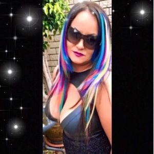 Meet your Posher, Melissa